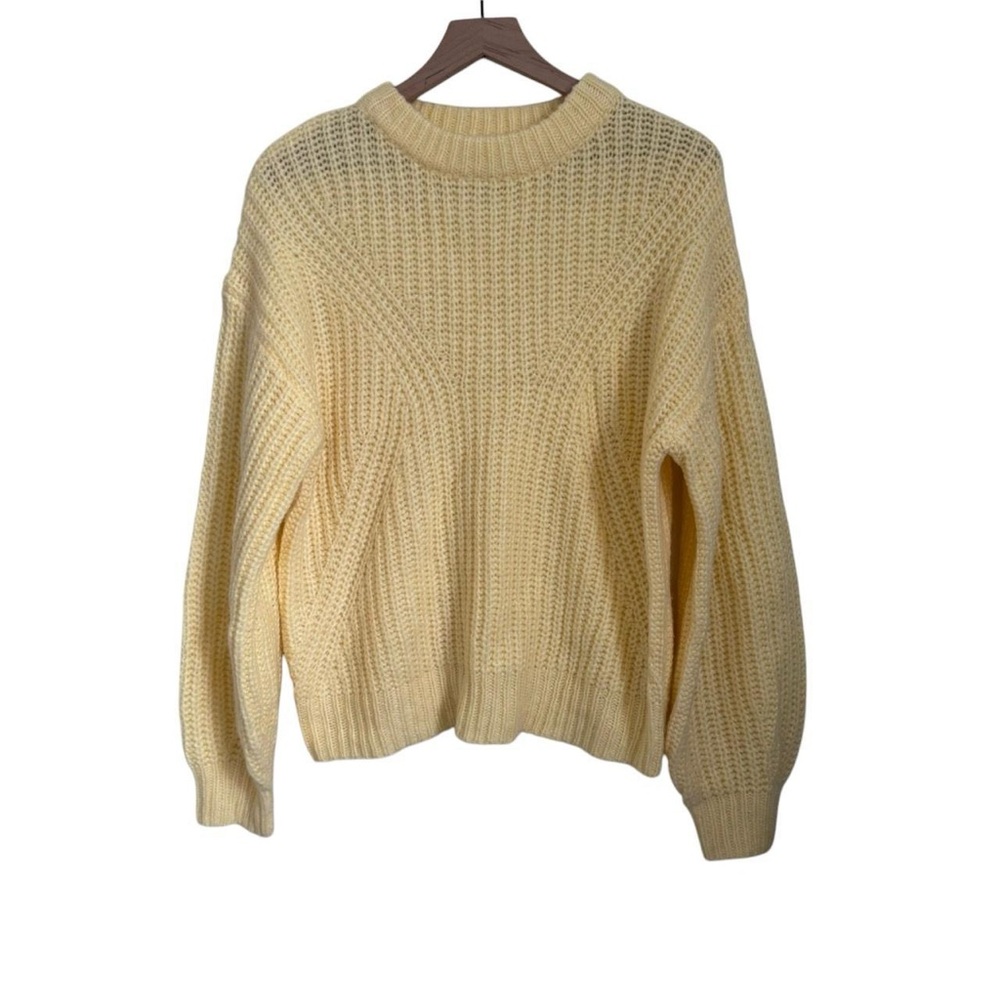 Women’s  Yellow Chunky Knit Sweater Size M